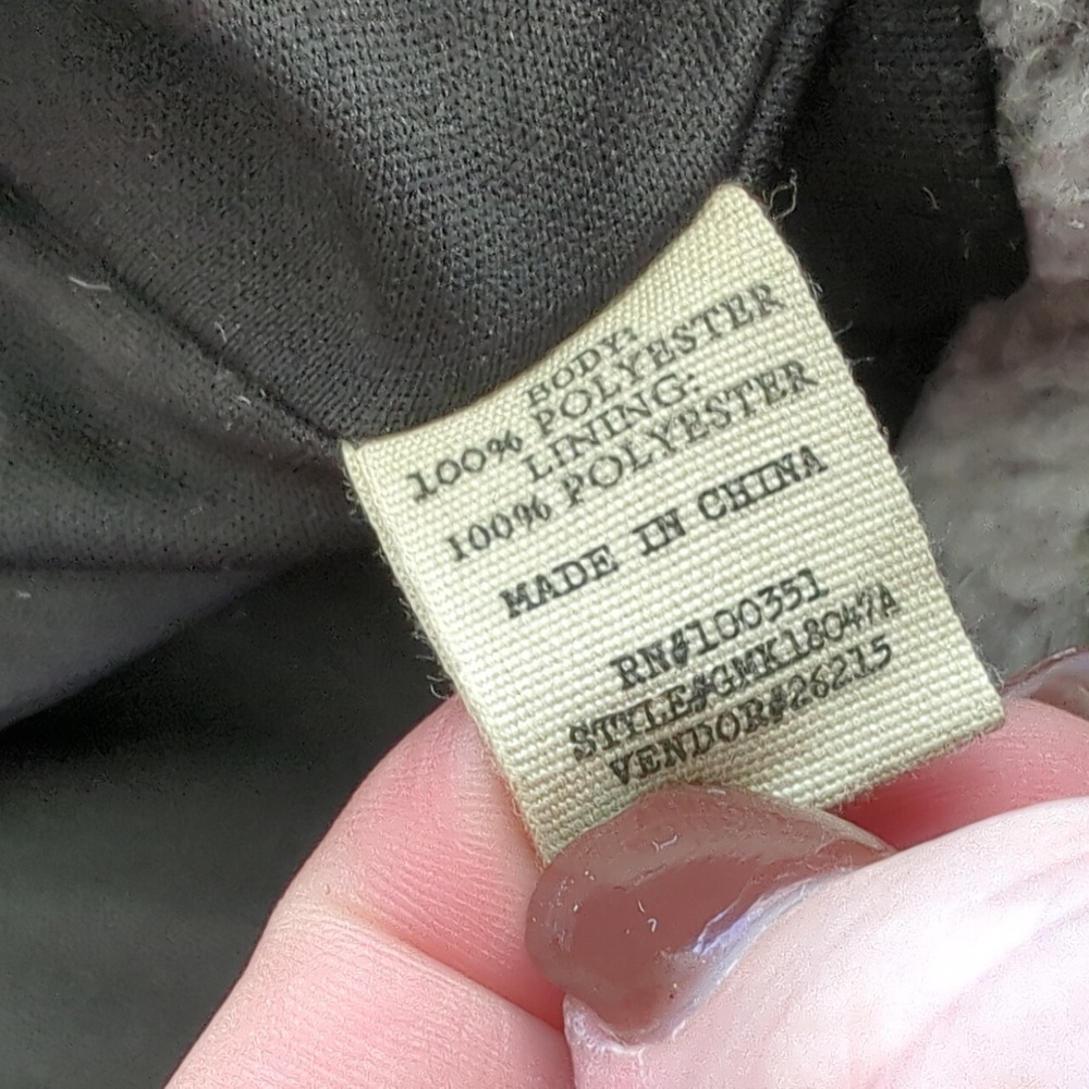 Gimmicks by BKE Black Grey White Sherpa Cropped Open Front Jacket Size M NWT - Picture 6 of 8